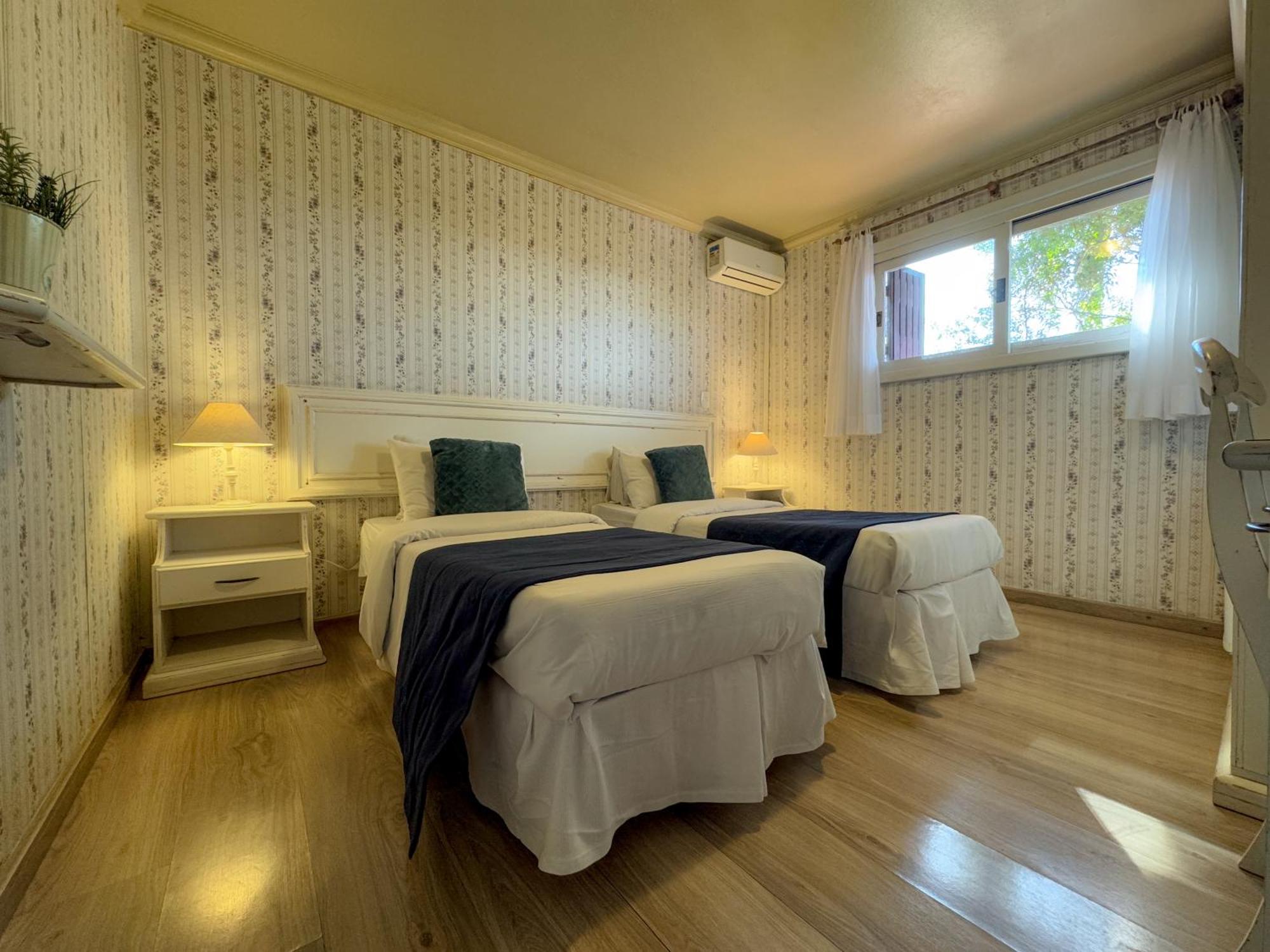 Deluxe Double Room,1685073383:JPEG